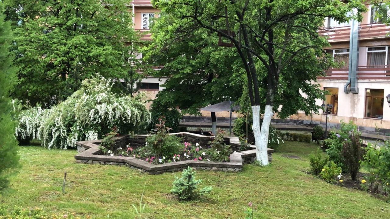 Kirovakan Hotel 2*